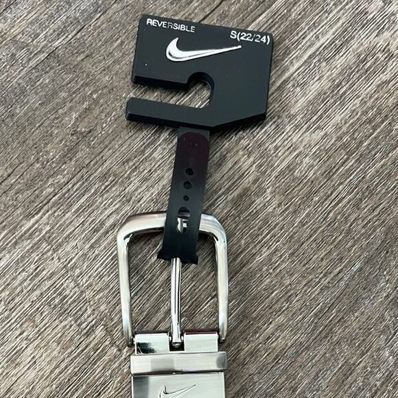 Nike Boys Reversible Belt-Size Small - Picture 4 of 7